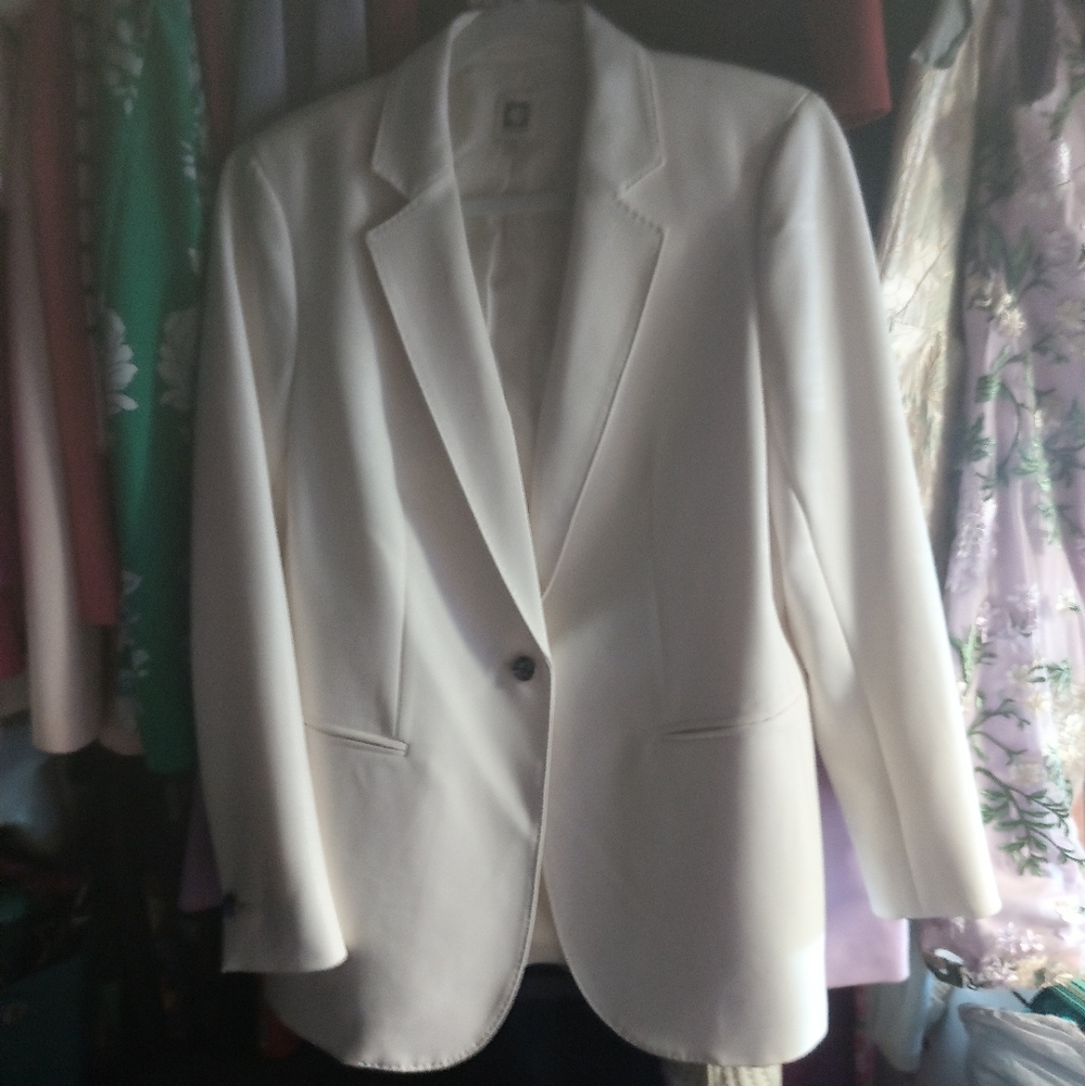 Anne Klein Creme Single Breasted Blazer